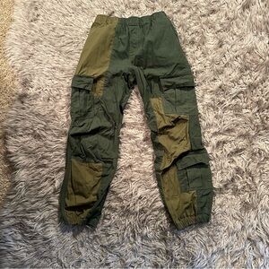 Zara Contrasting Cargo pants.